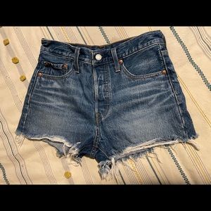 Levi's 501 high waist jeans shorts 25 w button fly